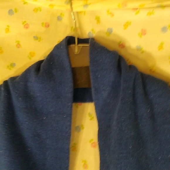 Scarf - Picture 2 of 4